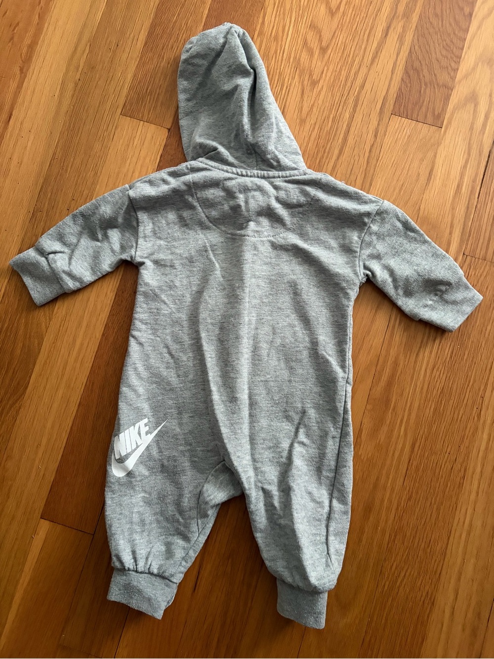Nike | Baby Futura Logo Full-Zip Hooded Coverall Romper | Gray Size: 3M - Picture 6 of 7